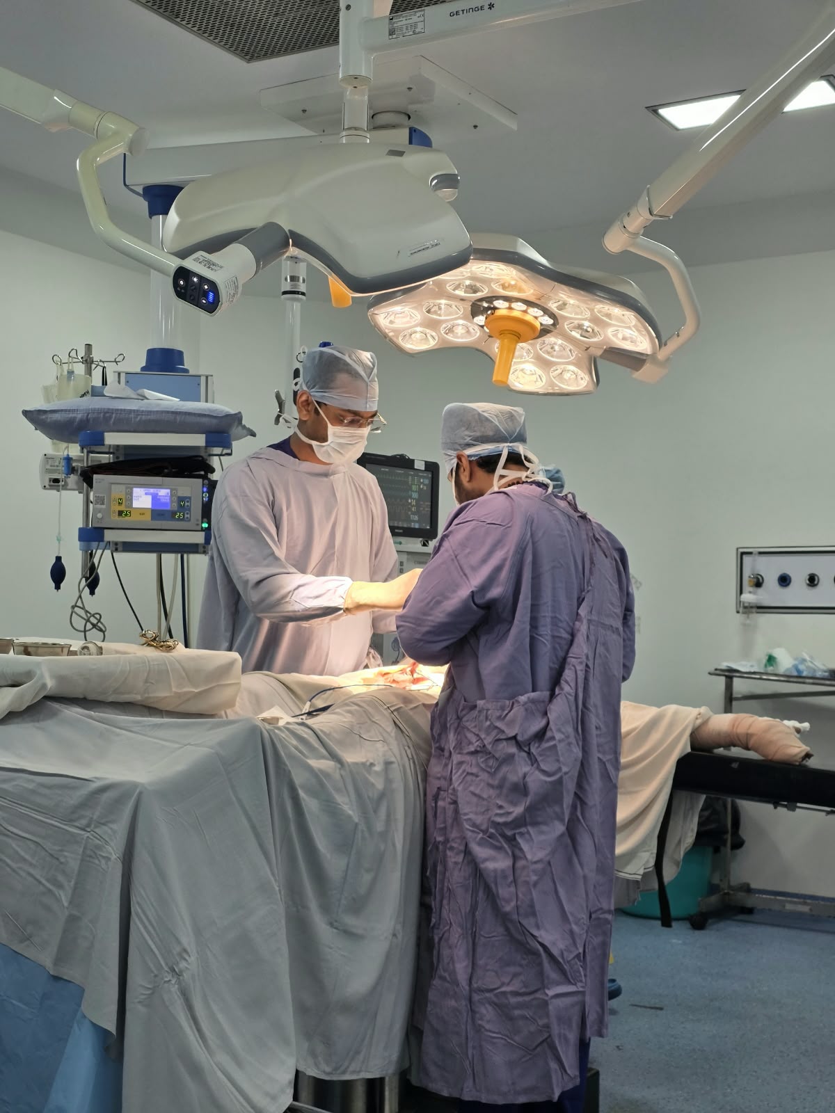 Dr. Varun Agarwal Patient Surgery & Care